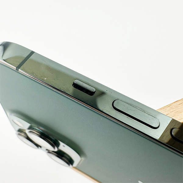 Apple iPhone 13 Pro 256GB Alpine Green Б/У №1658 (стан 8/10)