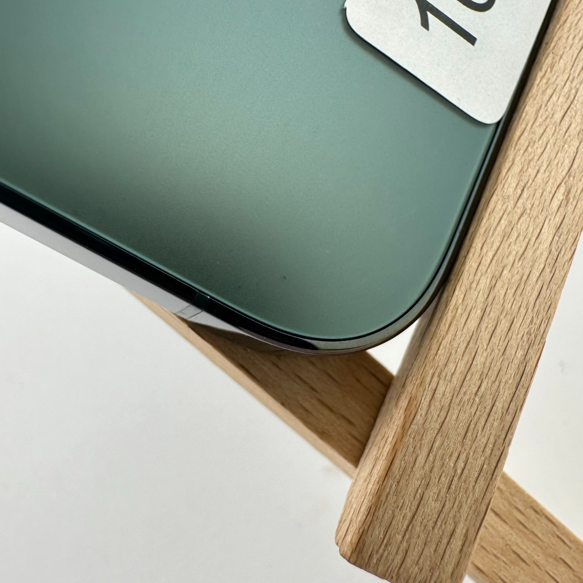 Apple iPhone 13 Pro 256GB Alpine Green Б/У №1658 (стан 8/10)