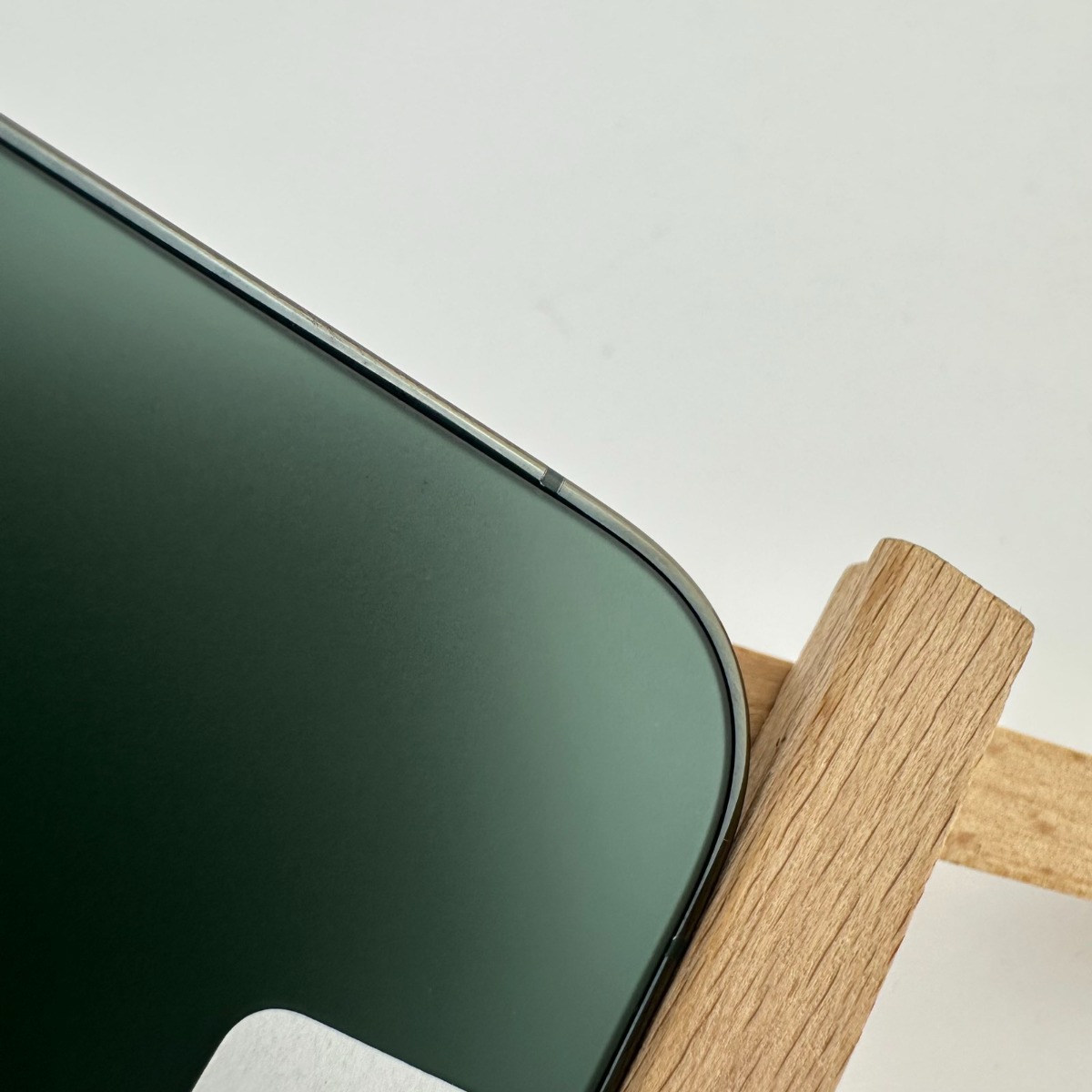 Apple iPhone 13 Pro 256GB Alpine Green Б/У №1658 (стан 8/10)