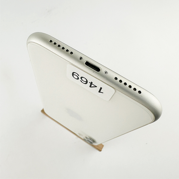 Apple iPhone 11 64GB White Б/У №1469 (стан 8/10)