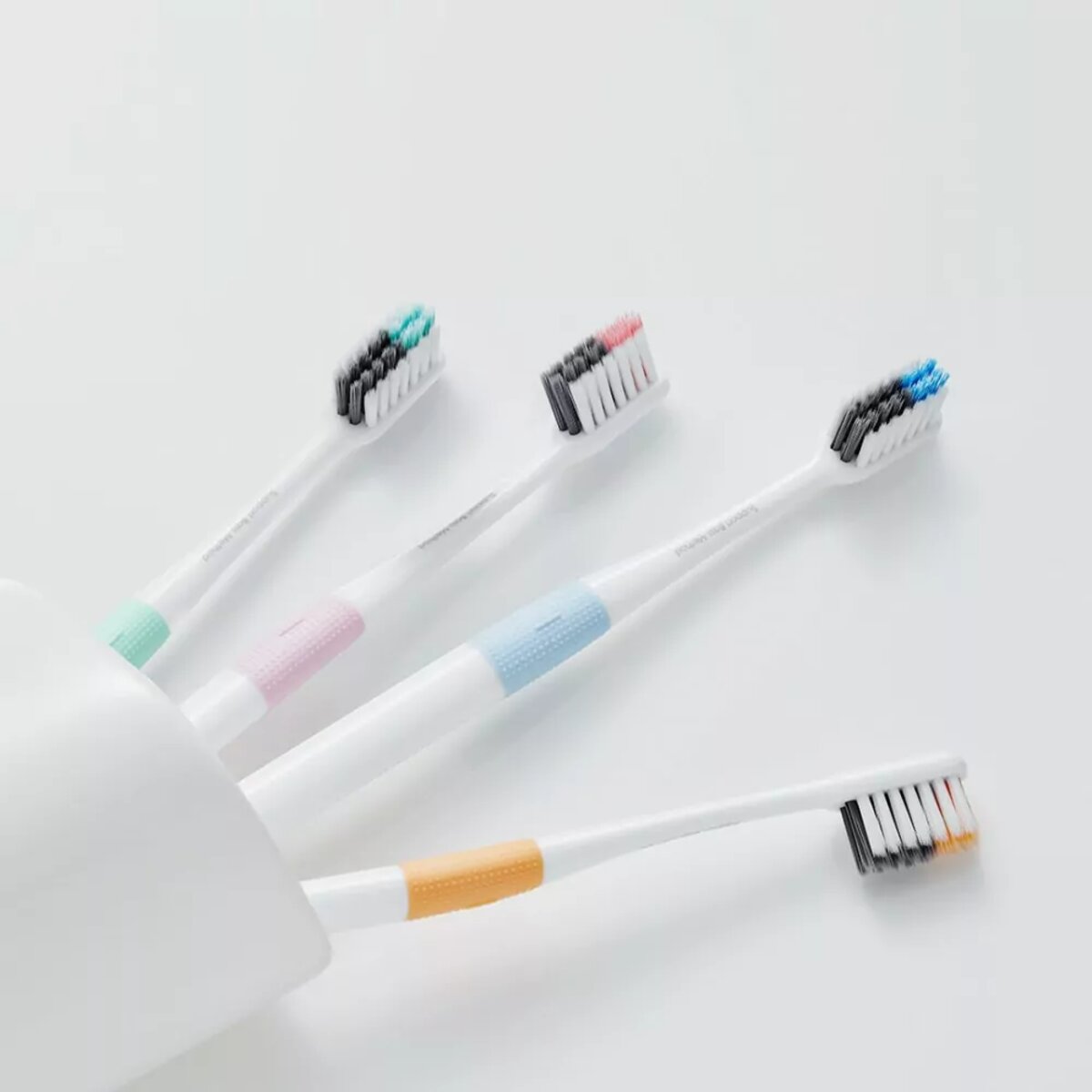 Набір зубних щіток Xiaomi DOCTOR B Colors 4 шт