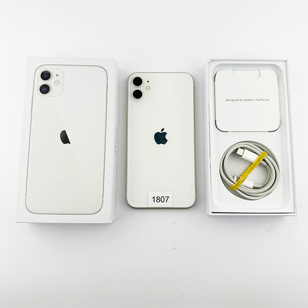 Apple iPhone 11 128GB White Б/У №1807 (стан 8/10)