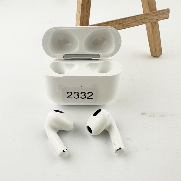 Apple AirPods 3 Б/У №2332 (Стан 9/10)