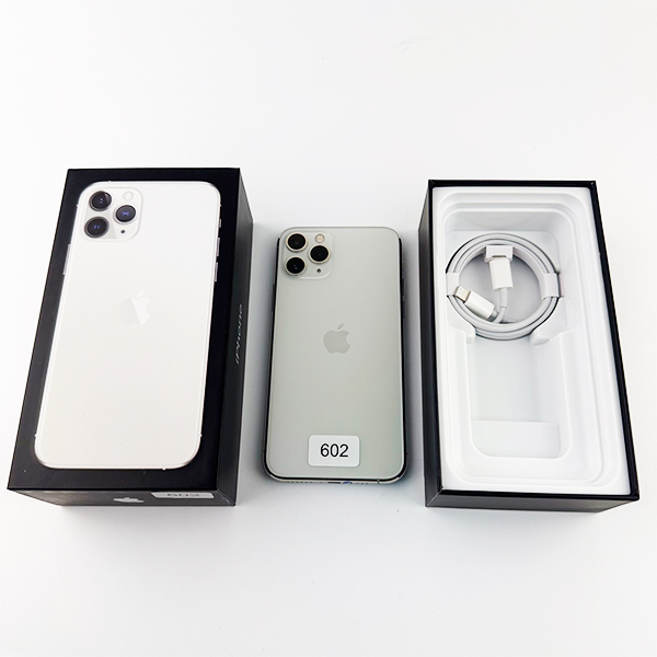Apple iPhone 11 Pro 64Gb Silver Б/У №602 (стан 8/10)