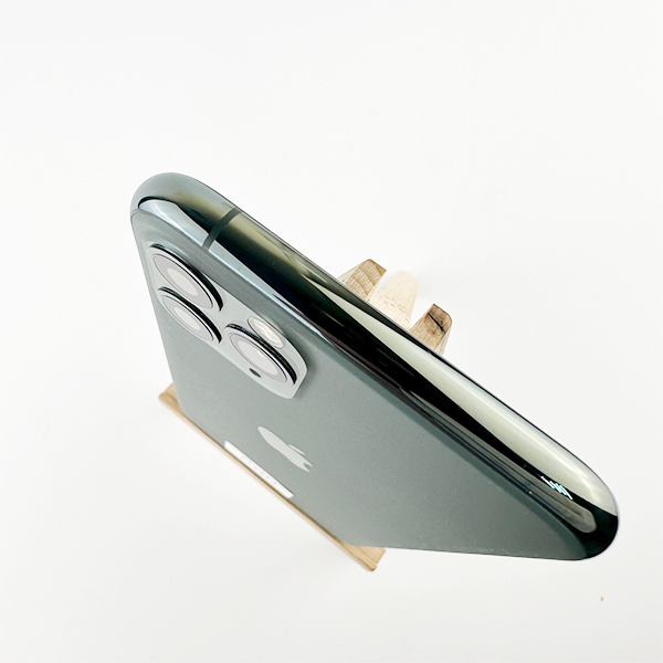 Apple iPhone 11 Pro 64Gb Midnight Green Б/У №590 (стан 8/10)