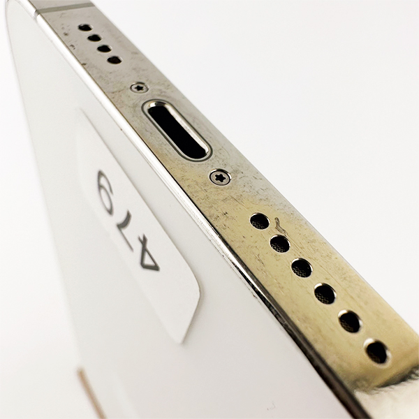 Apple iPhone 12 Pro Max 256GB Silver Б/У №479 (стан 7/10)