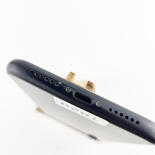 Apple iPhone XR 256GB Black Б/У №1829 (стан 8/10)