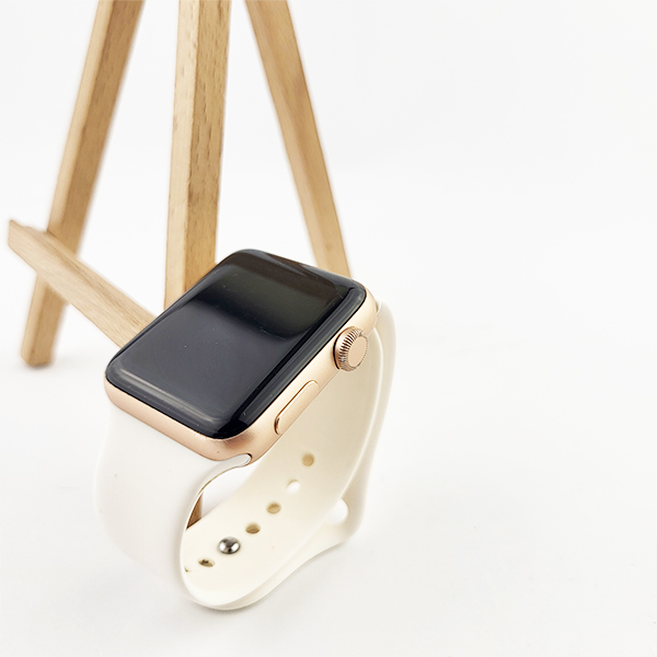 Apple Watch Series 3 42mm Gold Aluminum Б/У № 1900 (стан 8/10)