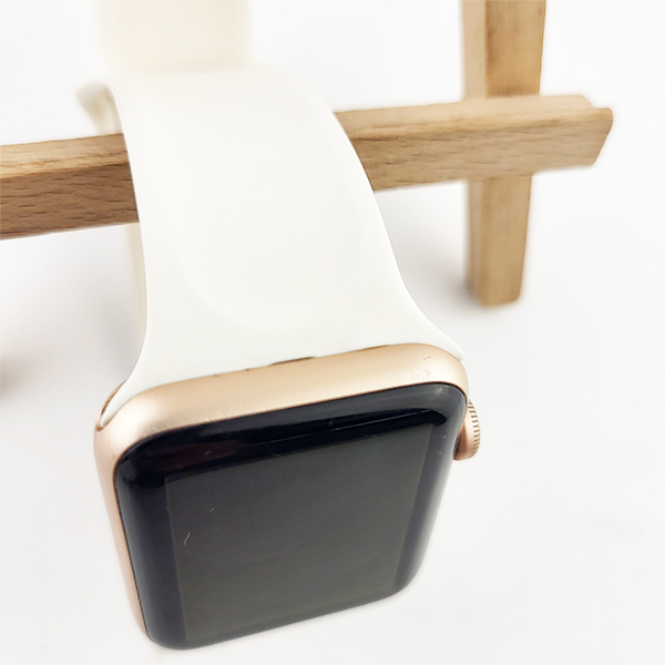 Apple Watch Series 3 42mm Gold Aluminum Б/У № 1900 (стан 8/10)