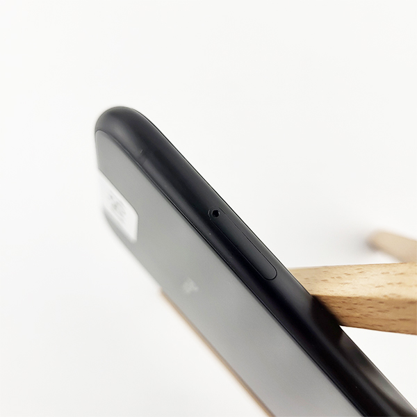 Apple iPhone XR 128GB Black Б/У №1941 (стан 7/10)