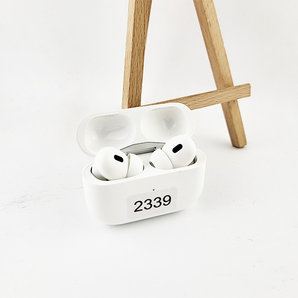 Apple AirPods Pro 2nd gen type-c Б/У №2339 (Стан 9/10)