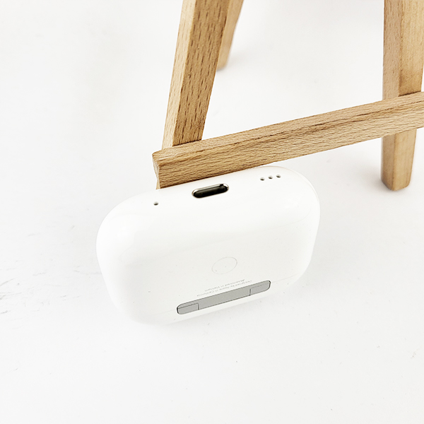 Apple AirPods Pro 2nd gen type-c Б/У №2339 (Стан 9/10)