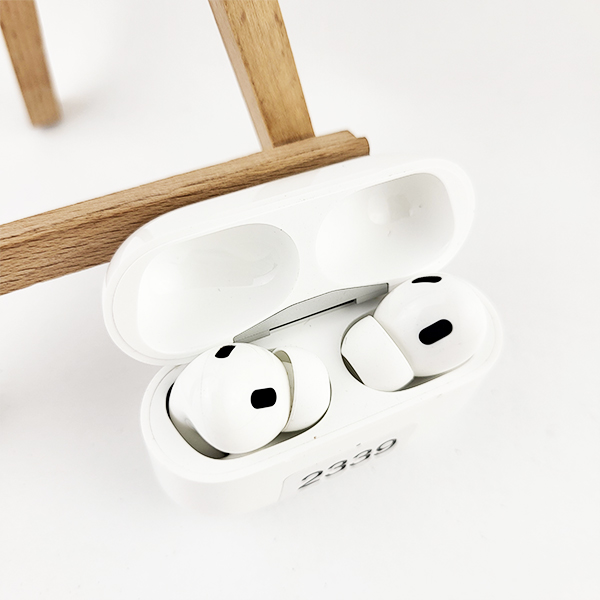 Apple AirPods Pro 2nd gen type-c Б/У №2339 (Стан 9/10)