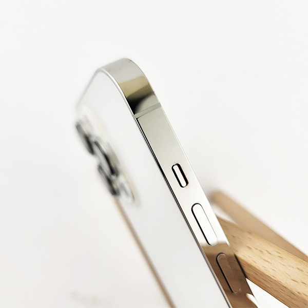 Apple iPhone 13 Pro 512GB Silver Б/У №2403 (стан 7/10)