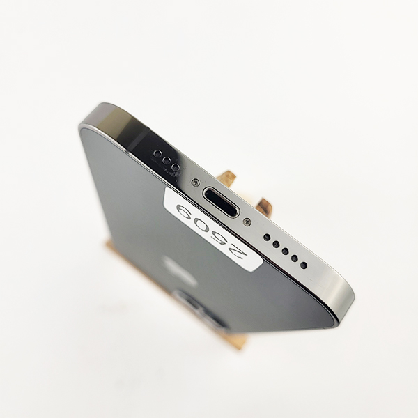 Apple iPhone 12 Pro 128GB Graphite Б/У №2509 (Стан 8/10)