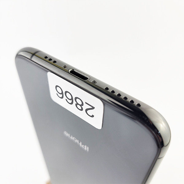 Apple iPhone XS 64GB Black Б/У №2866 (Стан 7/10)