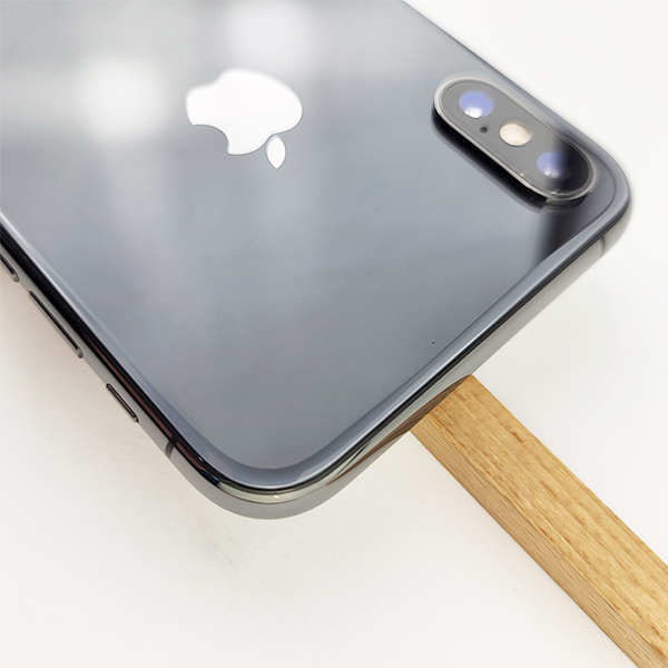 Apple iPhone XS 64GB Black Б/У №2866 (Стан 7/10)