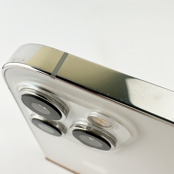 Apple iPhone 12 Pro Max 256GB Silver Б/У №1105 (стан 8/10)