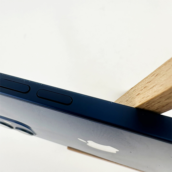 Apple iPhone 12 64GB Blue Б/У №1040 (стан 8/10)