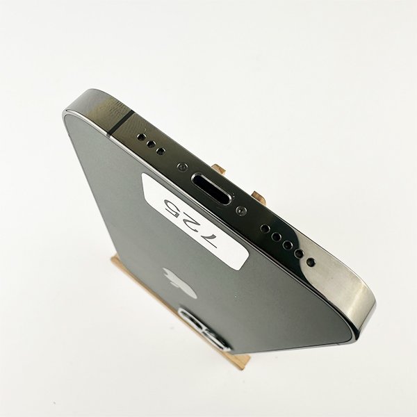 Apple iPhone 12 Pro 128GB Graphite Б/У №725 (стан 8/10)