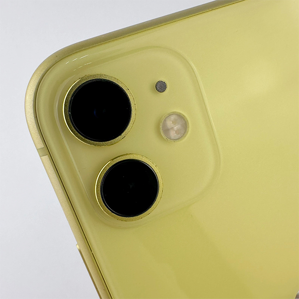 Apple iPhone 11 64GB Yellow Б/У №1208 (стан 8/10)
