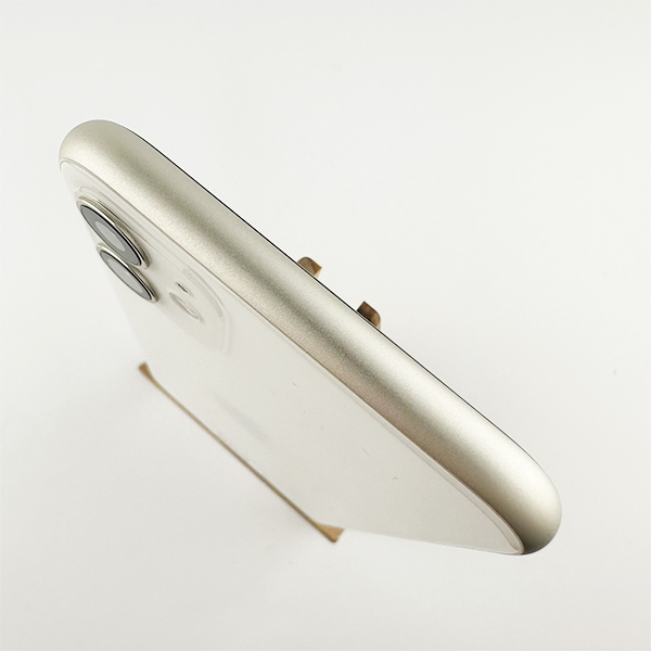 Apple iPhone 11 64GB White Б/У №904 (стан 8/10)