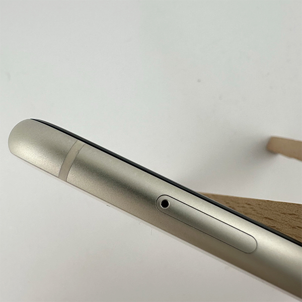 Apple iPhone 11 64GB White Б/У №904 (стан 8/10)
