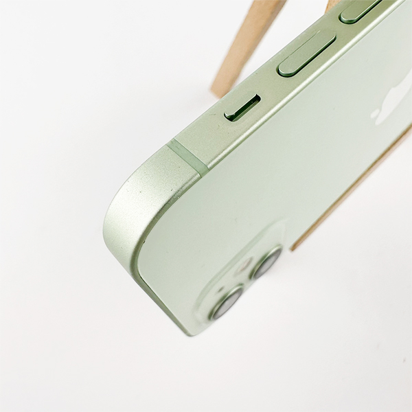 Apple iPhone 12 128GB Green Б/У №905 (стан 8/10)