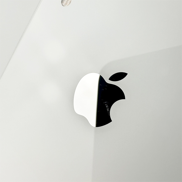 Apple iPhone XR 128GB White Б/У №717 (стан 8/10)
