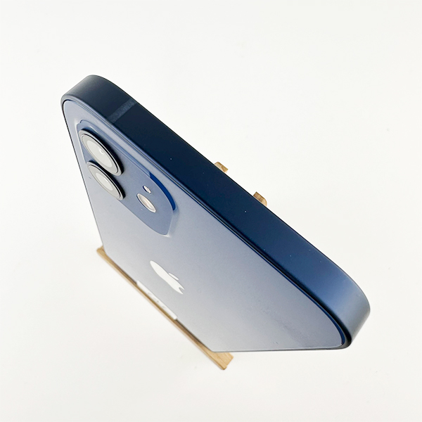 Apple iPhone 12 64GB Blue Б/У №747 (стан 8/10)