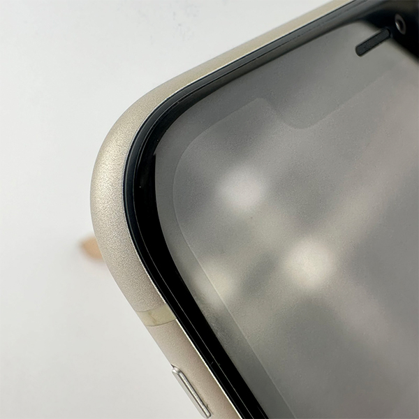 Apple iPhone 11 64GB White Б/У №1063 (стан 8/10)