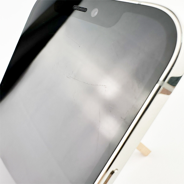 Apple iPhone 12 Pro 128GB Silver Б/У №587 (стан 8/10)