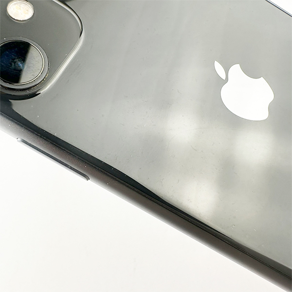 Apple iPhone 11 64GB Black Б/У №1262 (стан 8/10)