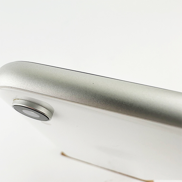 Apple iPhone XR 64GB White Б/У №1013 (стан 9/10)