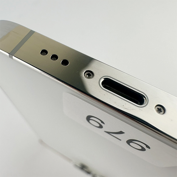 Apple iPhone 13 Pro 256GB Silver Б/У №979 (стан 8/10)