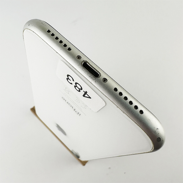 Apple iPhone XR 64GB White Б/У №483 (стан 7/10)