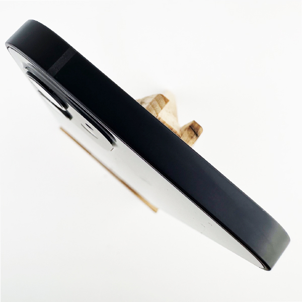 Apple iPhone 12 128GB Black Б/У №936 (стан 8/10)
