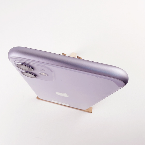 Apple iPhone 11 128GB Purple Б/У №423 (стан 8/10)