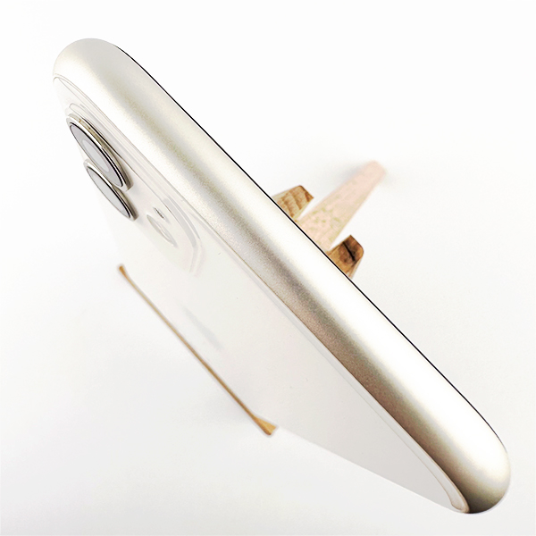 Apple iPhone 11 64GB White Б/У №379 (стан 8/10)
