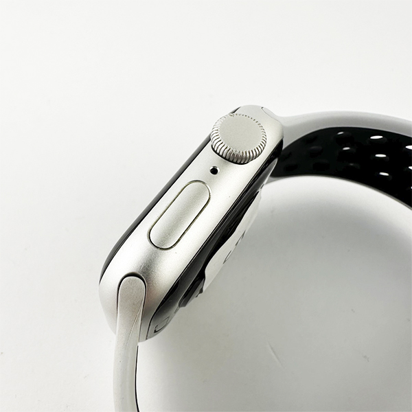 Apple Watch Series SE 40mm Silver Nike Б/У №564 (стан 8/10)