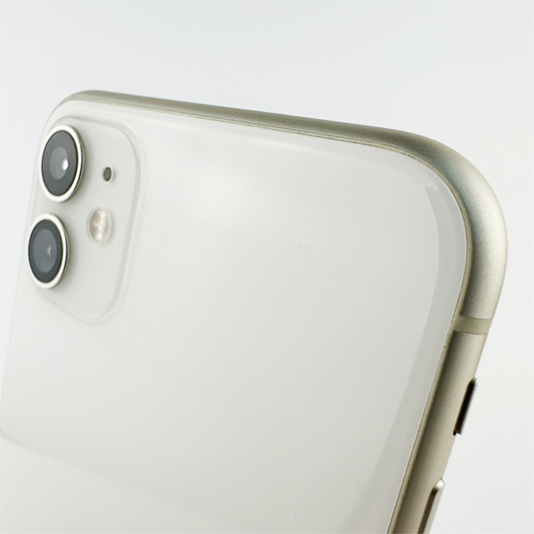 Apple iPhone 11 64GB White Б/У №485 (стан 8/10)