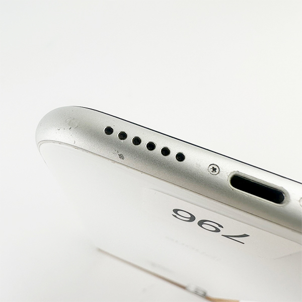 Apple iPhone XR 256GB White Б/У №796 (стан 7/10)