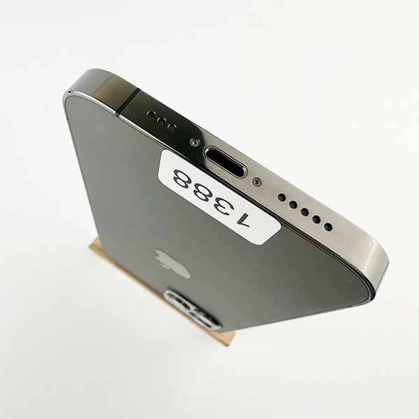 Apple iPhone 12 Pro 128GB Graphite Б/У №1388 (стан 8/10)