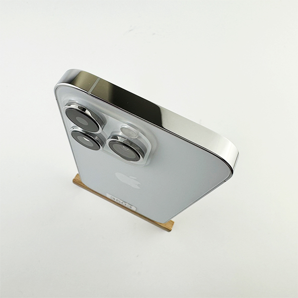 Apple iPhone 14 Pro 256GB Silver Б/У №3503 (Стан 9/10)