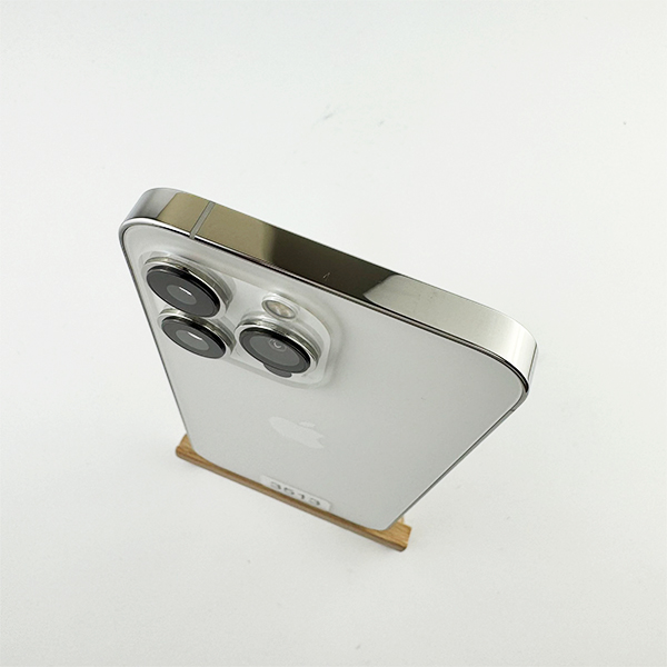 Apple iPhone 13 Pro 256GB Silver Б/У №3513 (стан 8/10)