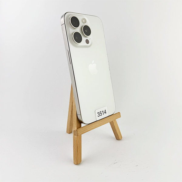 Apple iPhone 15 Pro 256GB White Titanium Б/У №3514 (Стан 8/10)