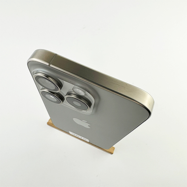 Apple iPhone 15 Pro 256GB Natural Titanium Б/У №3515 (Стан 9/10)