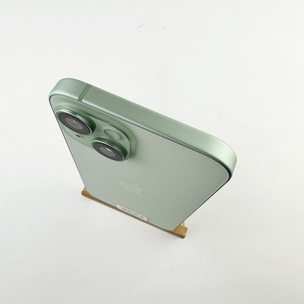 Apple iPhone 15 128GB Green Б/У №3523 (Стан 9/10)