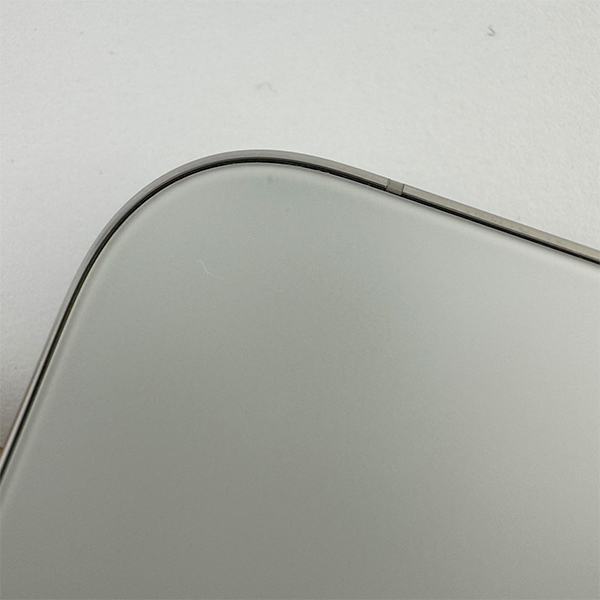 Apple iPhone 15 Pro 128GB White Titanium Б/У №3943 (Стан 8/10)