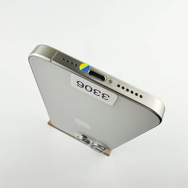 Apple iPhone 15 Pro Max 256GB White Titanium Б/У №3306 (Стан 9/10)